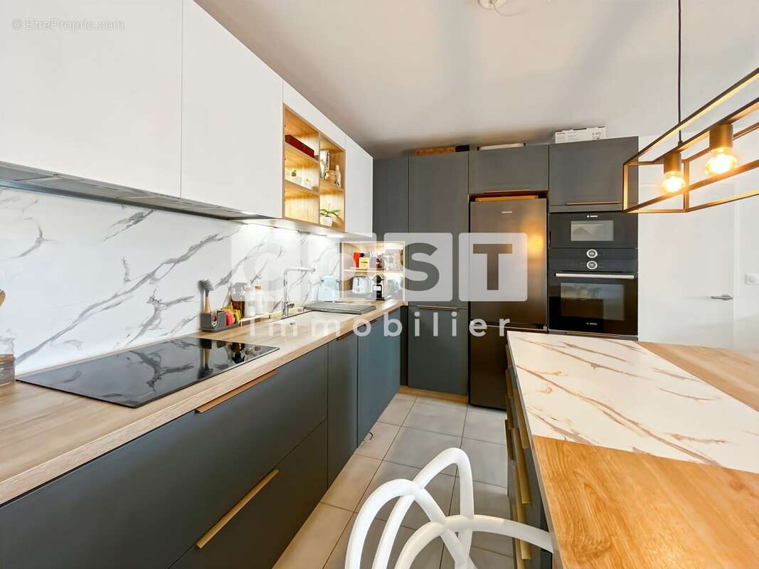 Appartement à ASNIERES-SUR-SEINE