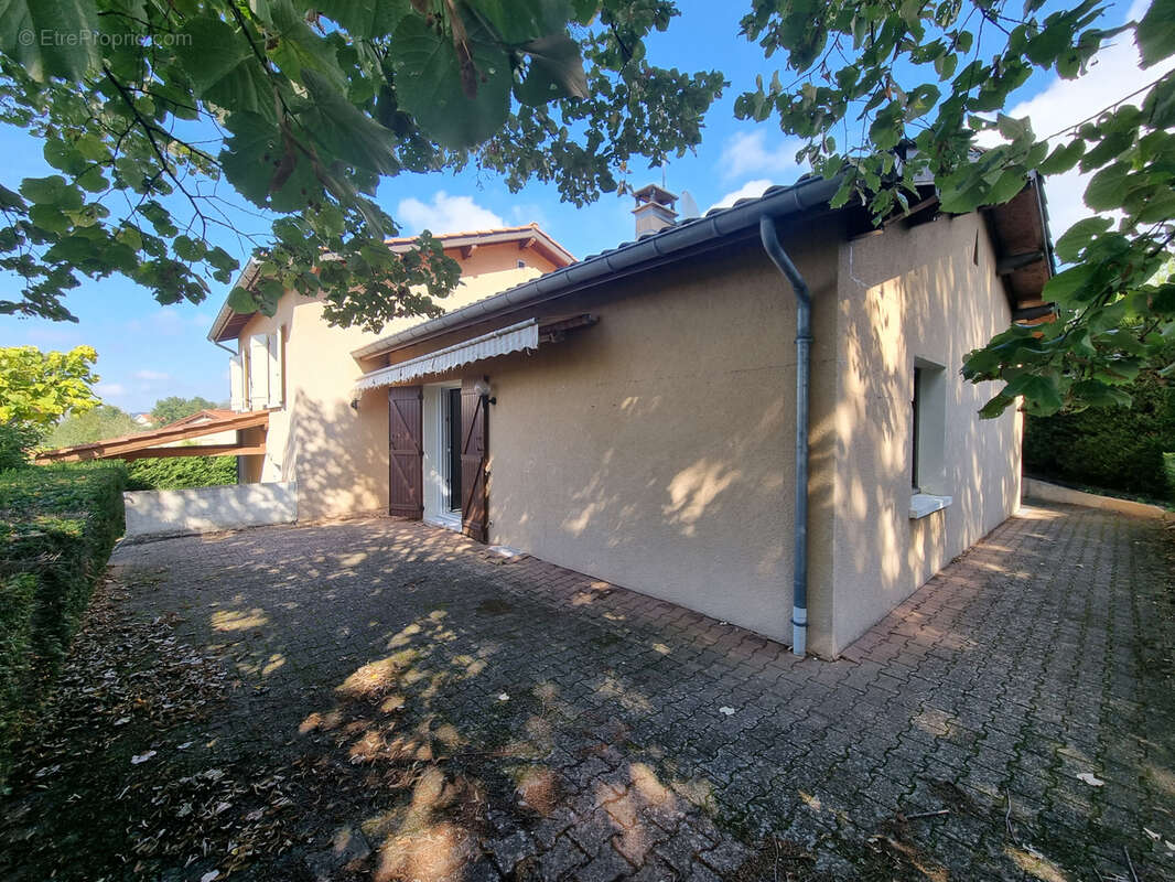 Maison à SAINT-GALMIER