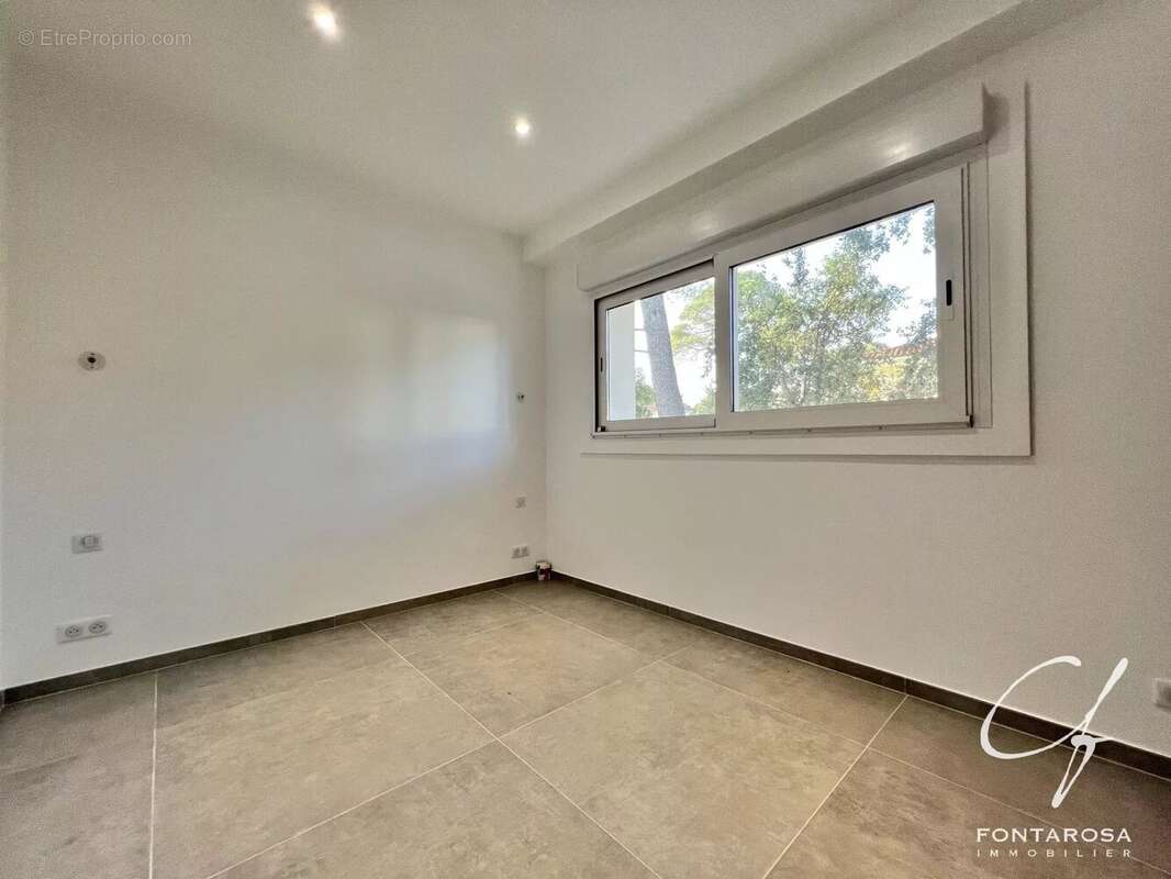 Appartement à SAINT-RAPHAEL