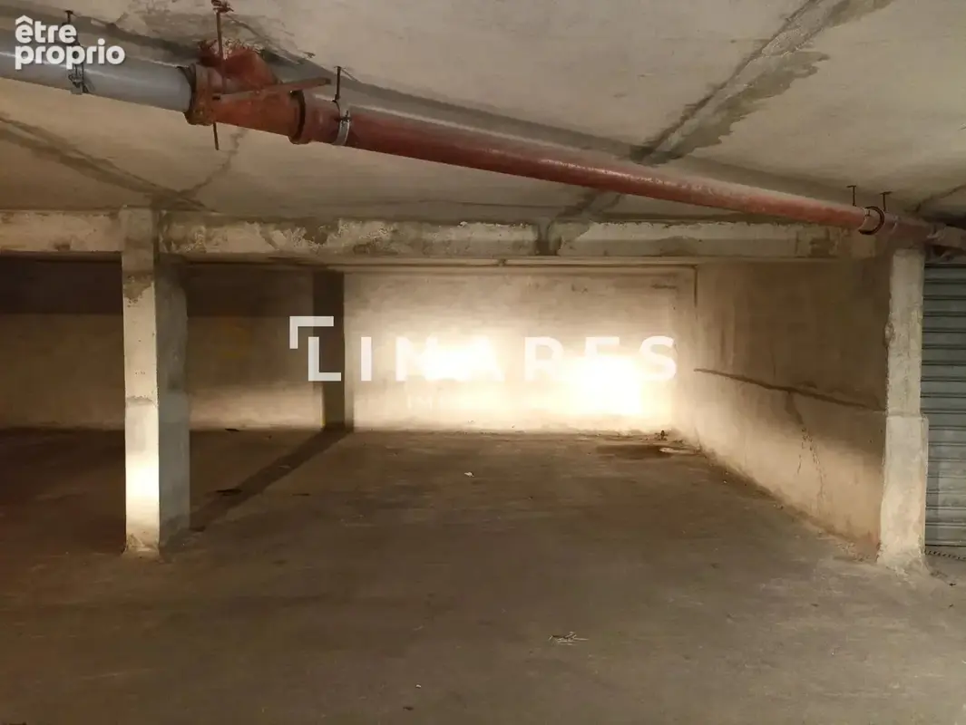 Parking à MARSEILLE-10E