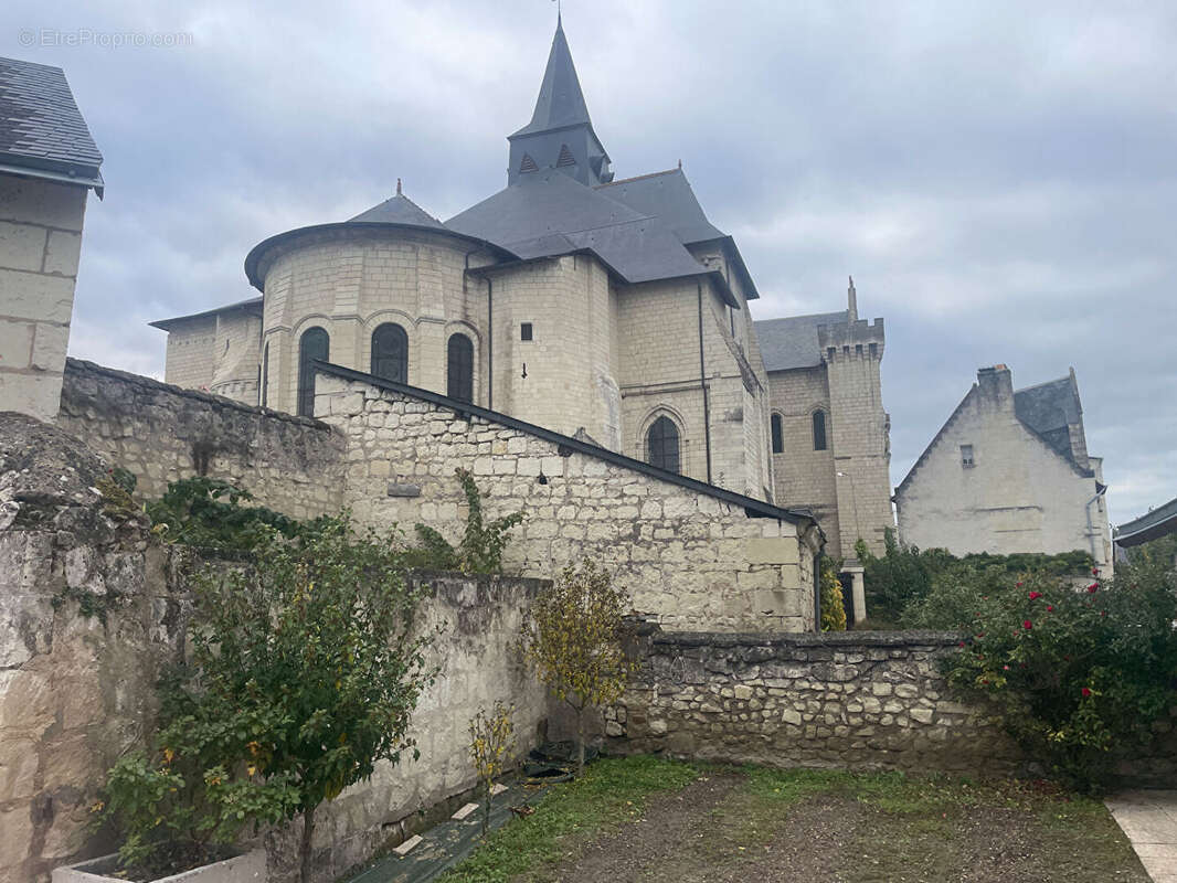 Maison à CANDES-SAINT-MARTIN