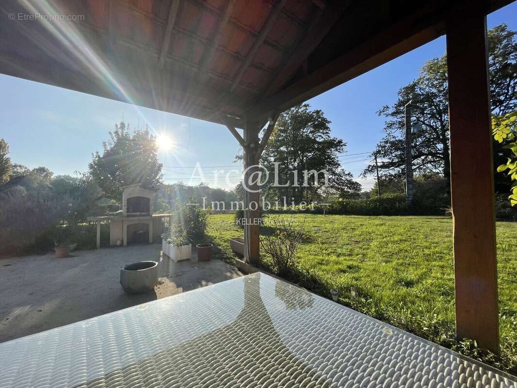 Maison à SAINT-GENCE