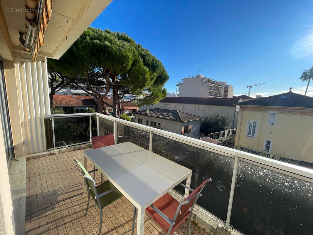 Appartement à CAGNES-SUR-MER
