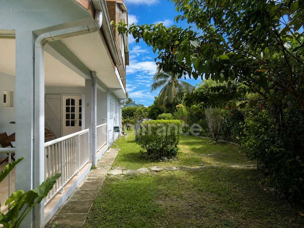 Maison à vendre 5 pièces SAINT FRANCOIS (971) - photo 3