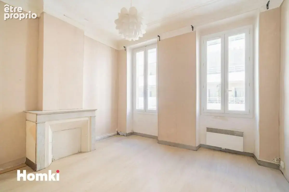 Appartement T2 de 50 m² à Marseille 13006, Rue Jules Moulet - photo 2
