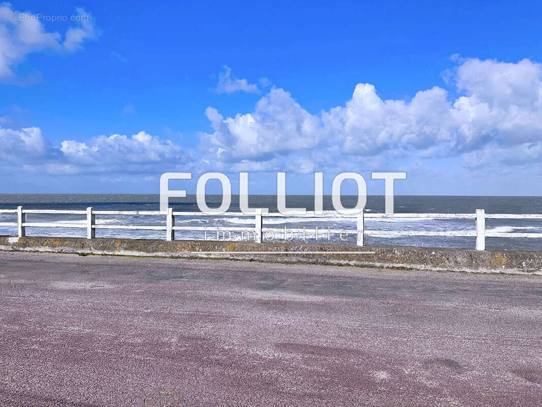 Appartement à LION-SUR-MER