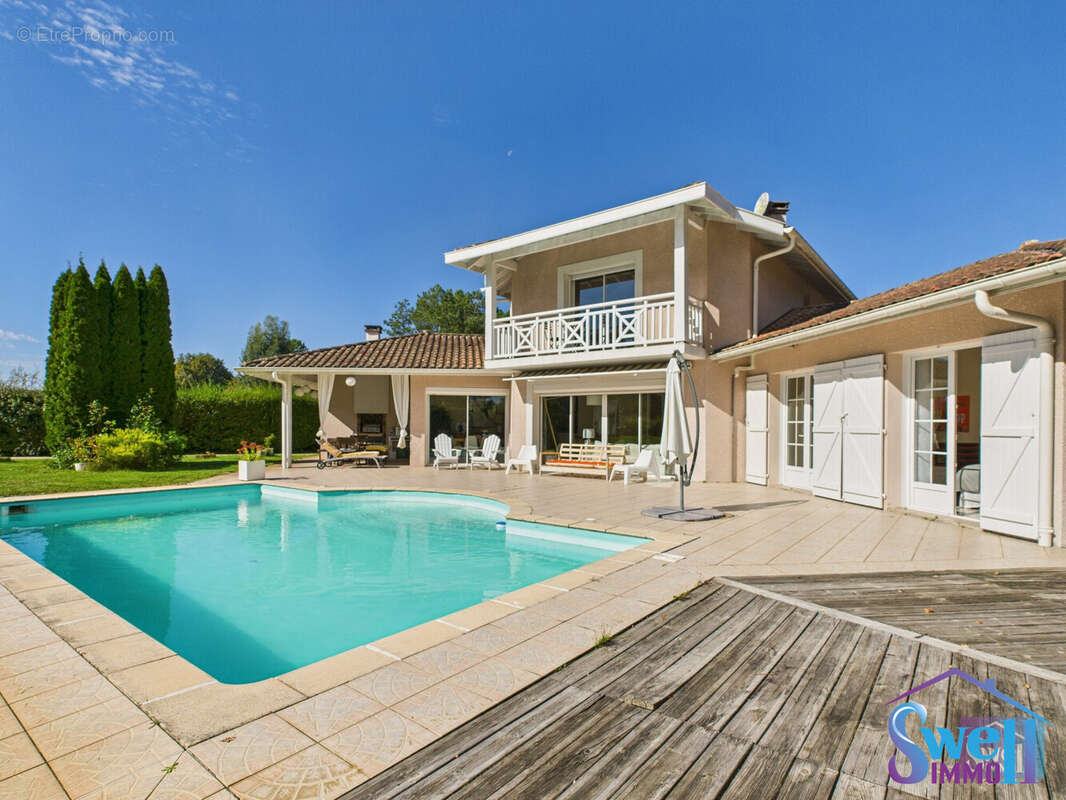Maison à MOLIETS-ET-MAA