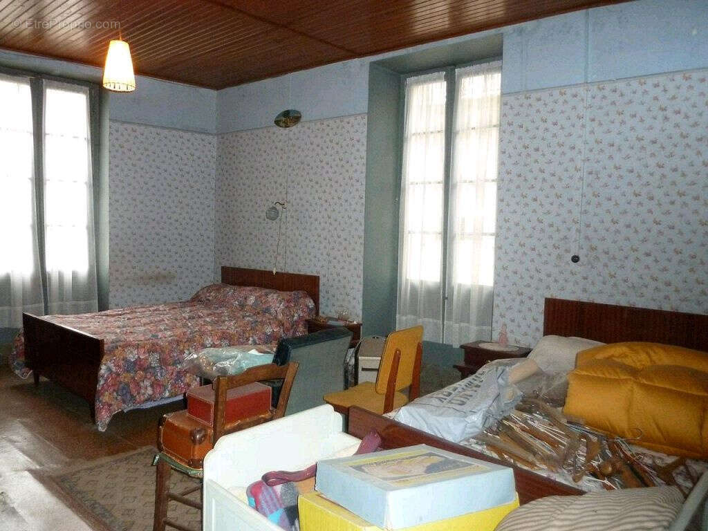 Maison à PUY-L'EVEQUE