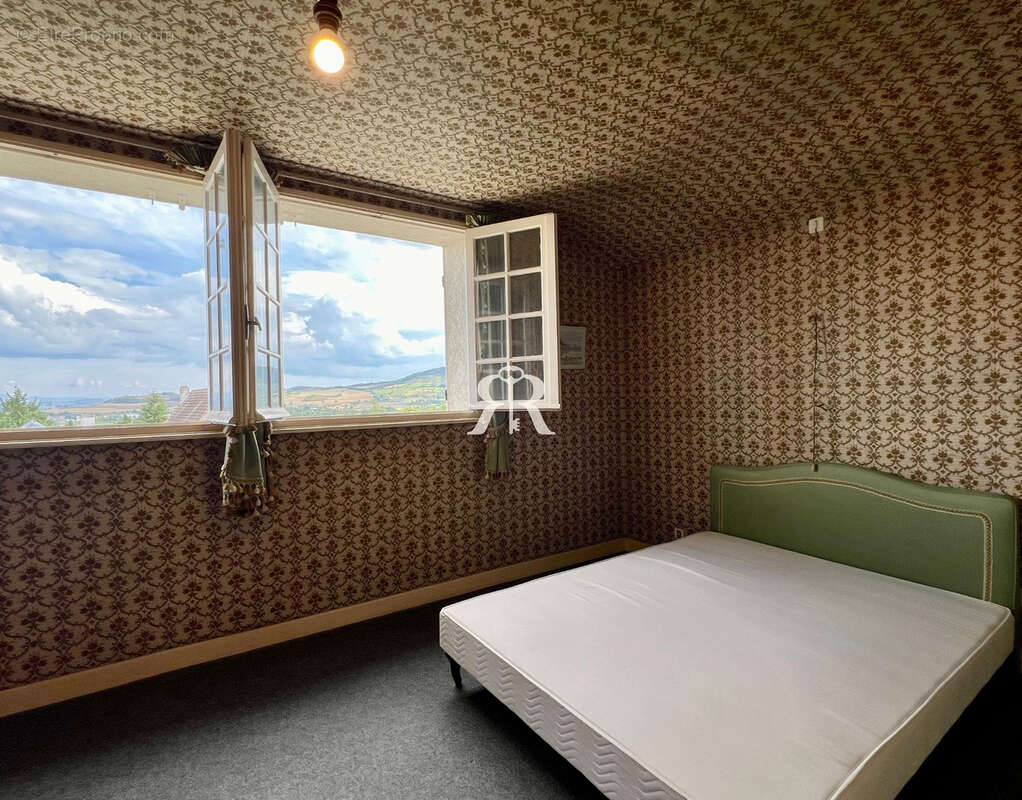 Maison à PONT-DU-CHATEAU