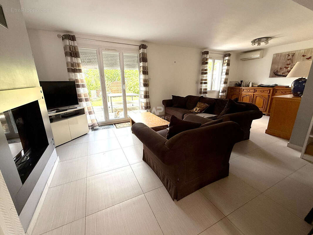 Maison à ACHERES