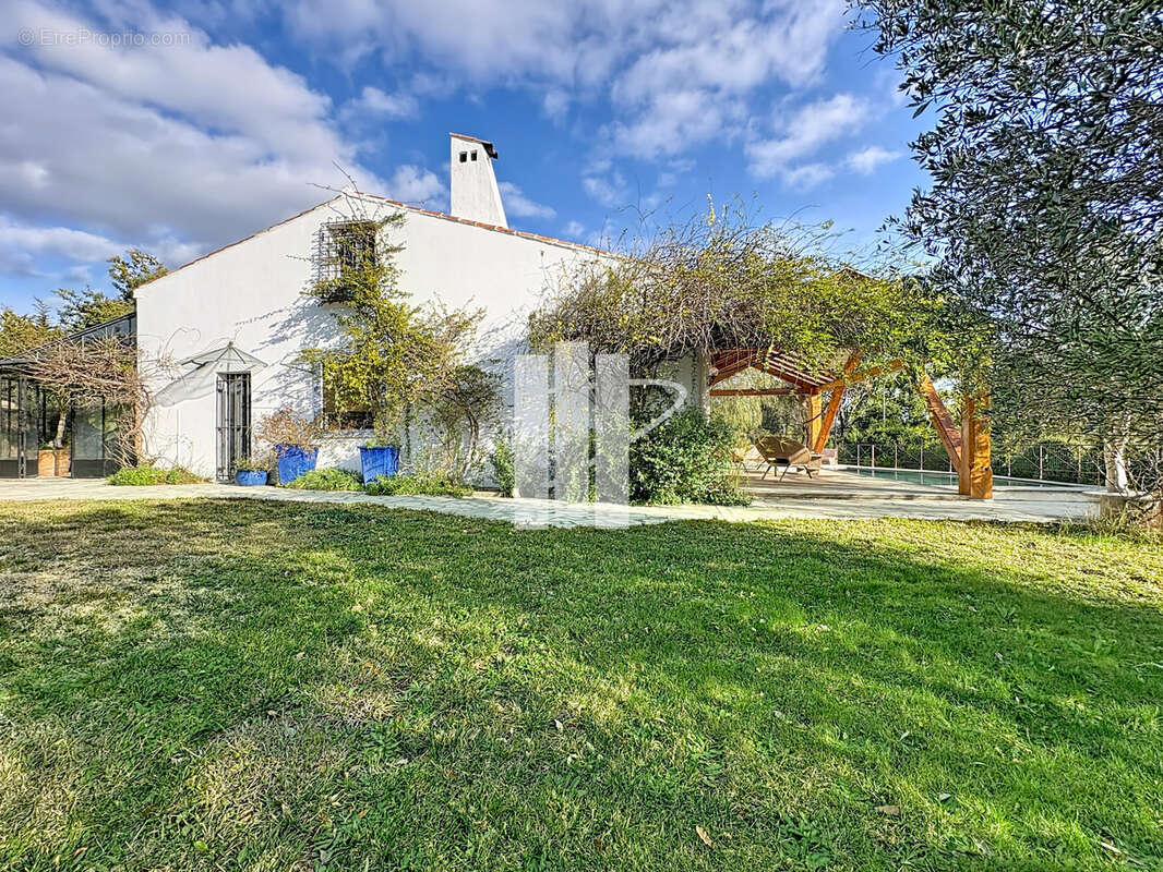 Maison à FREJUS