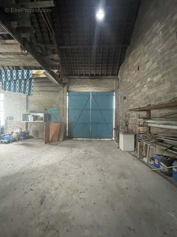 Propriete avec annexe a finir de renover - photo 17