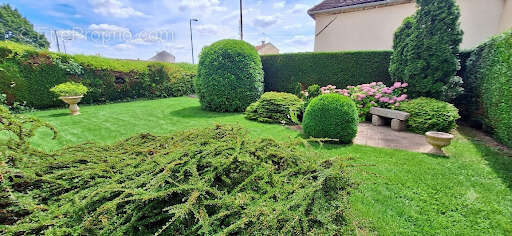 Unique a sens par son cadre historique, appartement 96 m2 de plain pied, 2 ch, terrasse, jardin, garage - photo 19