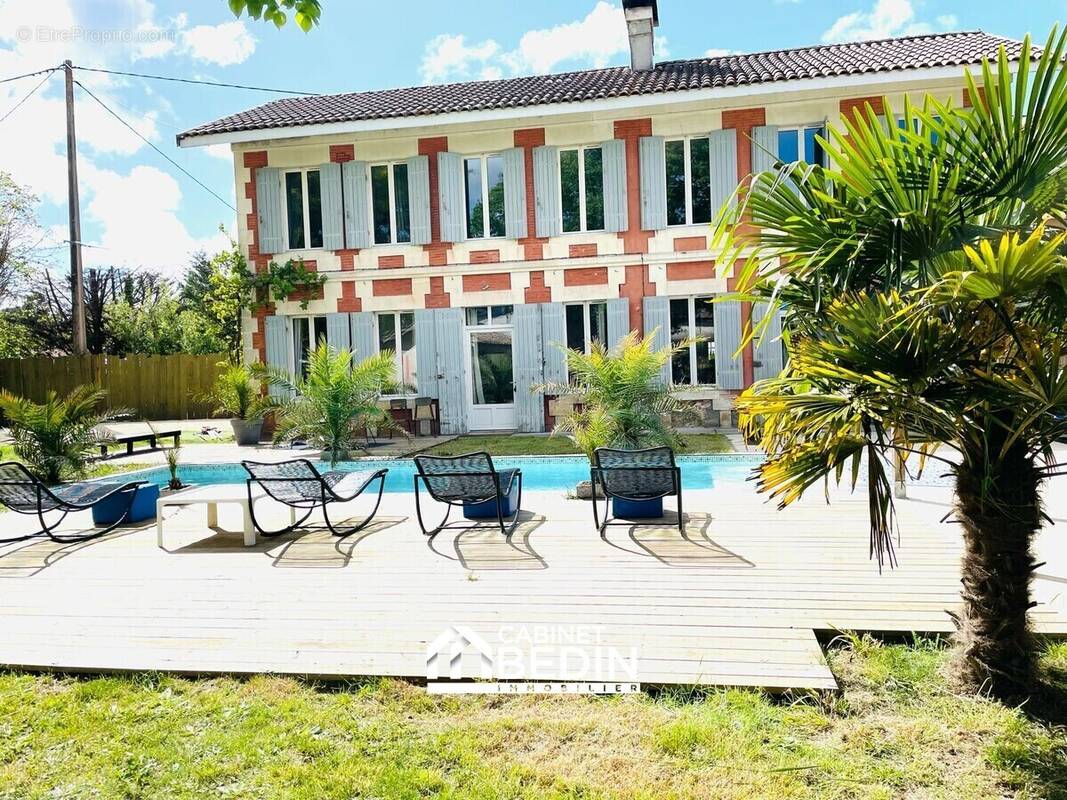 Maison à SALLES
