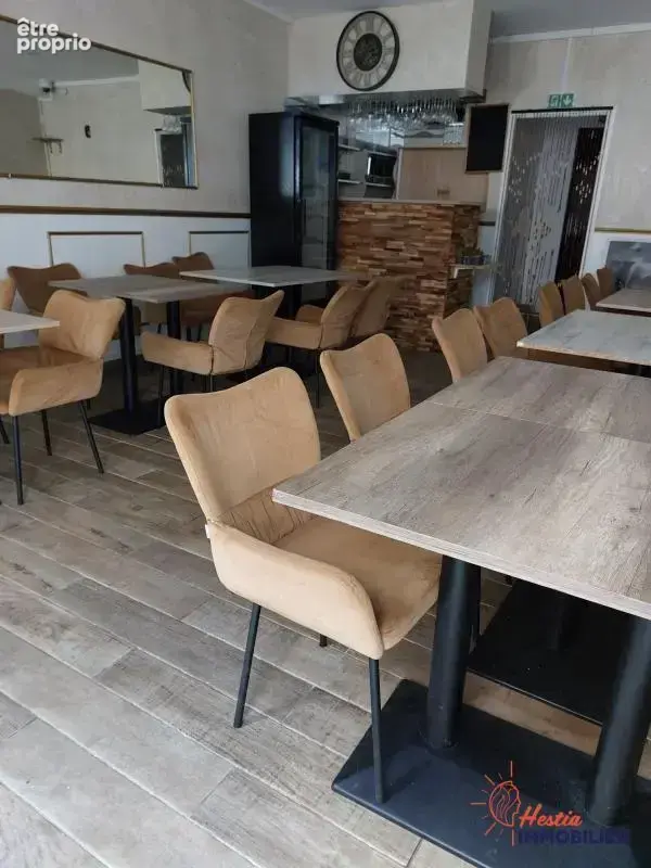 En hyper centre, local commercial 60m² - photo 4