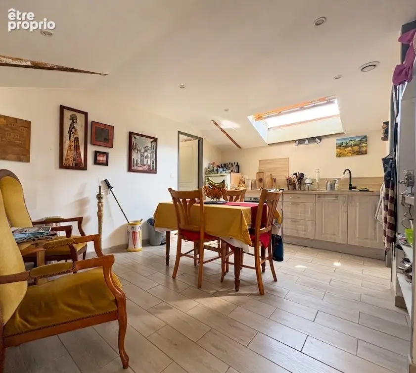 Une charmante maison avec dépendance à deux pas du bourg de Veigné - photo 14