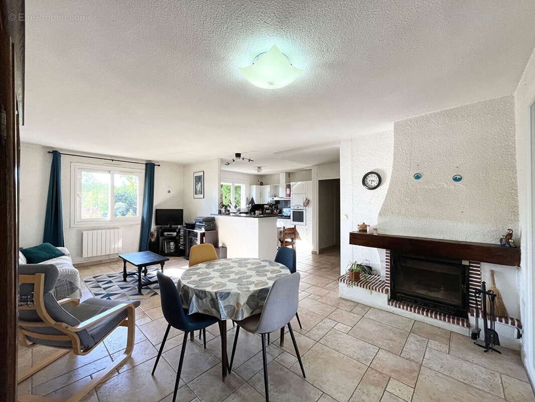 Jolie maison en impasse avec vue dégagée sur les champs ! - photo 5