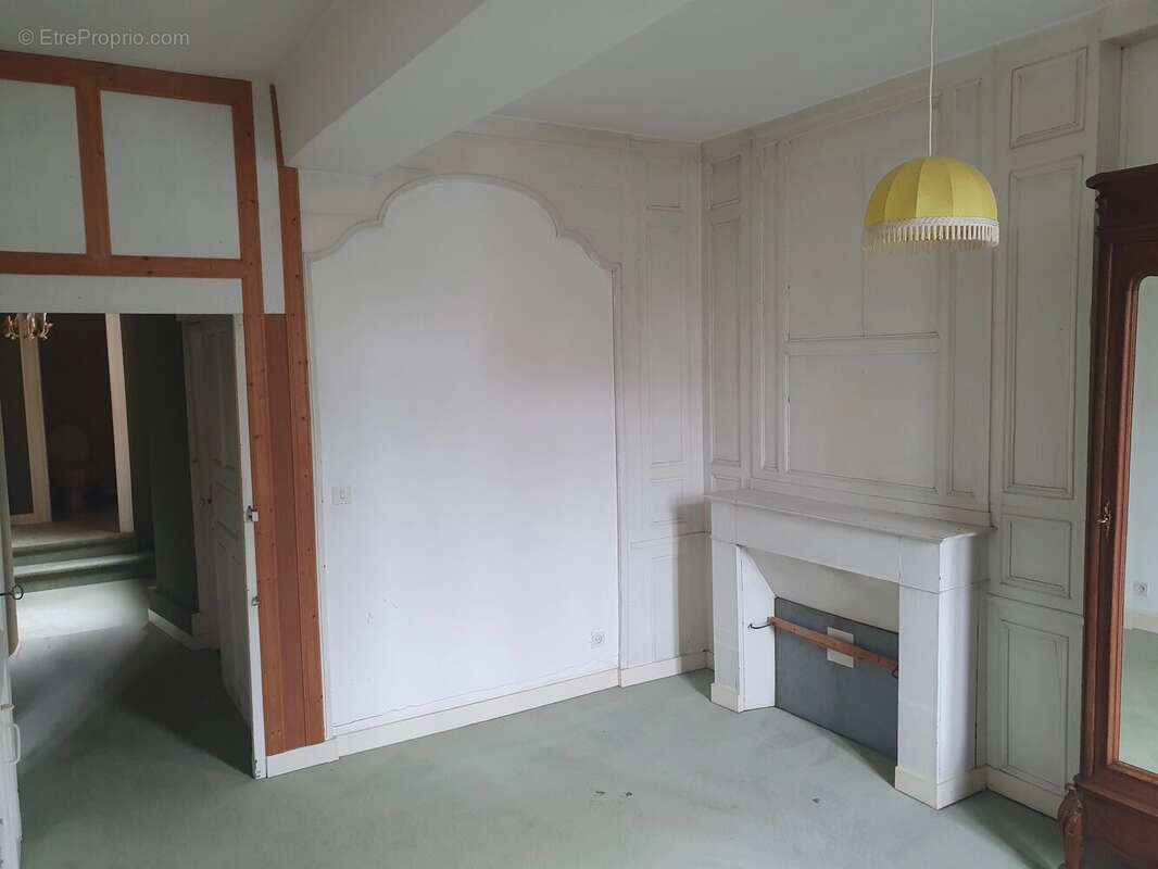 Dinan Centre Historique  Appartement bourgeois de 210 m² -L'esprit d'une maison de ville -Bien d'exception - photo 19