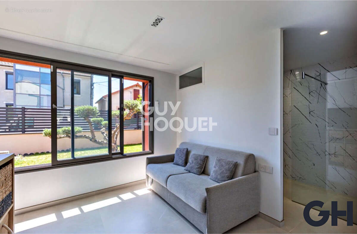 Maison à VILLEURBANNE