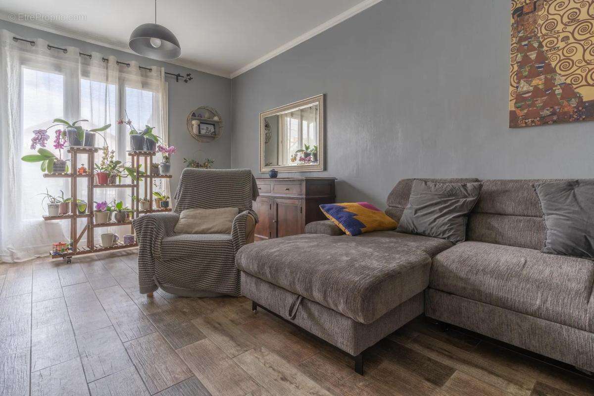 Maison à HOUILLES