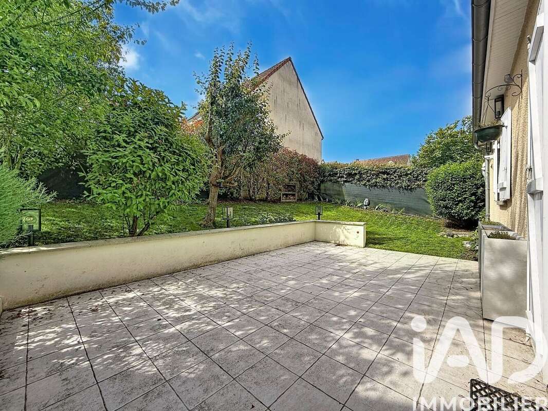 Photo 3 - Maison à BREUILLET