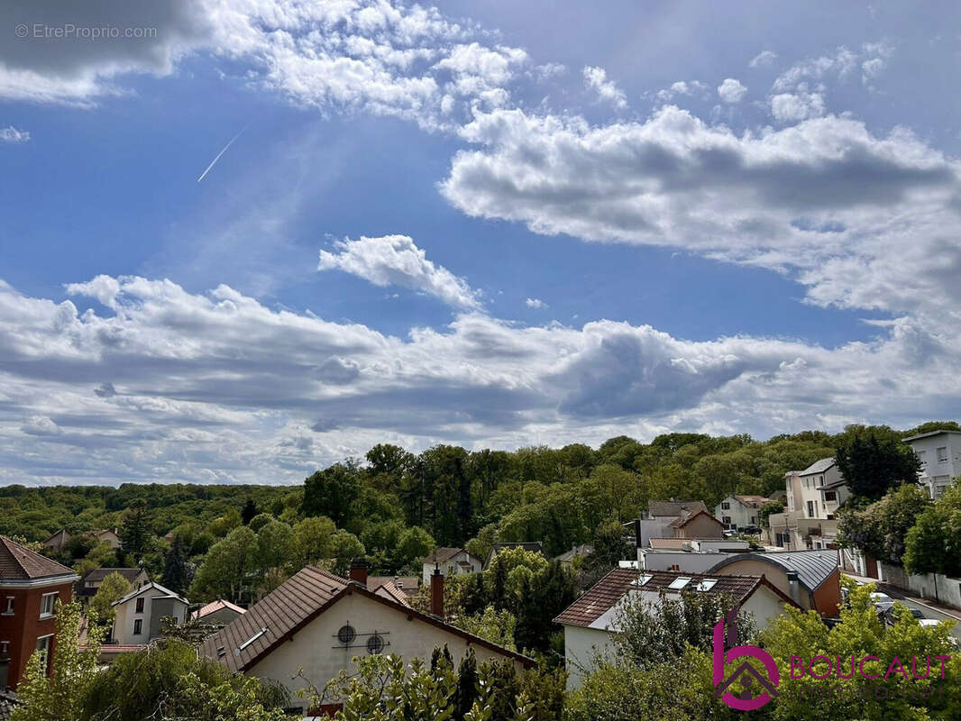 Maison à LE PLESSIS-ROBINSON