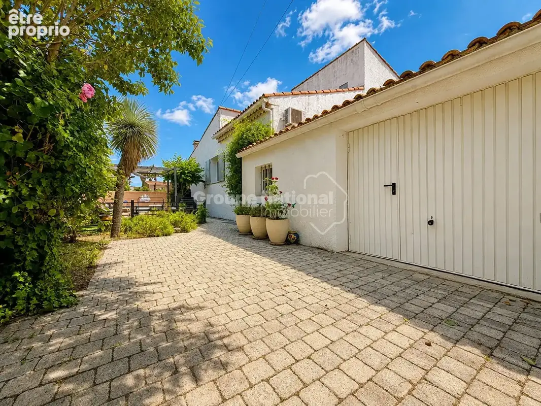 Maison T4  avec appartement T2 indépendant, piscine et grand garage - photo 2