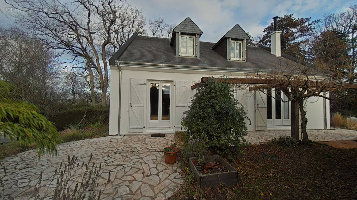 Maison à JOUE-LES-TOURS