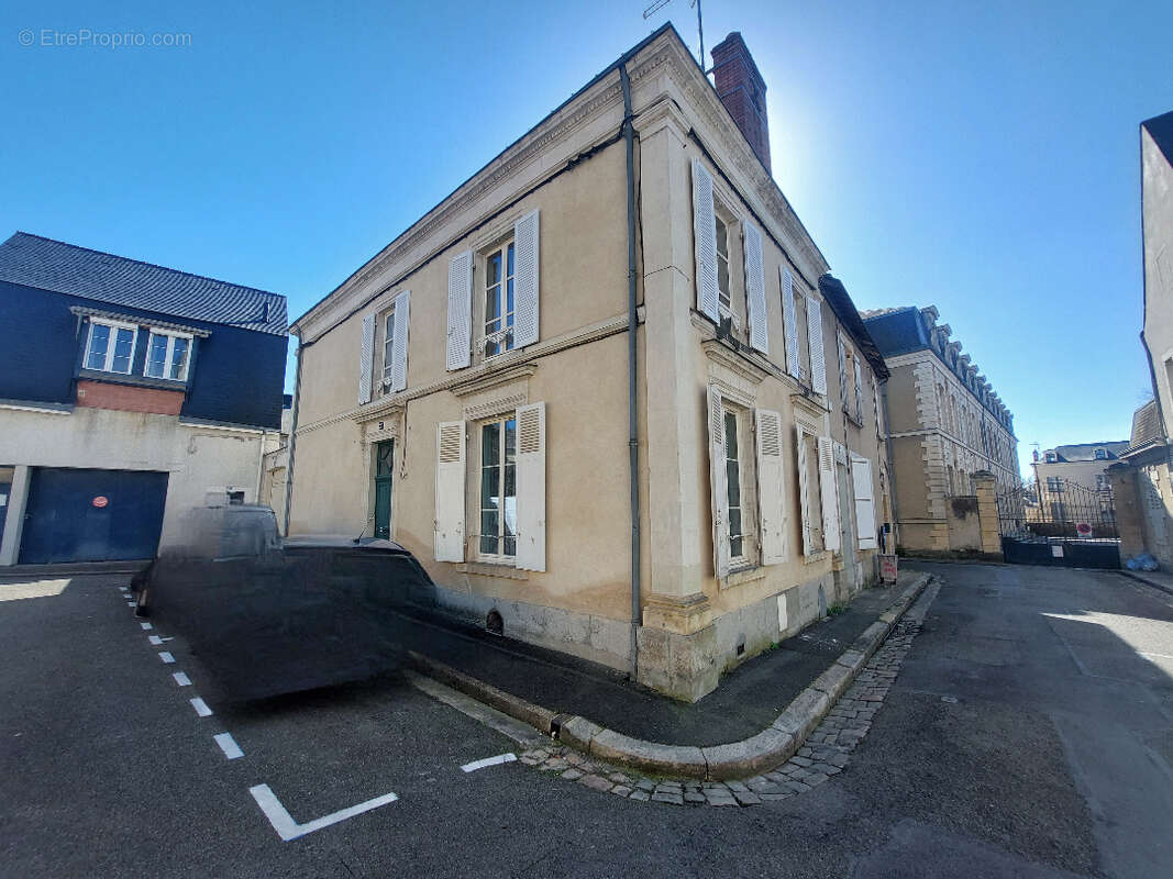 Maison à LA FLECHE