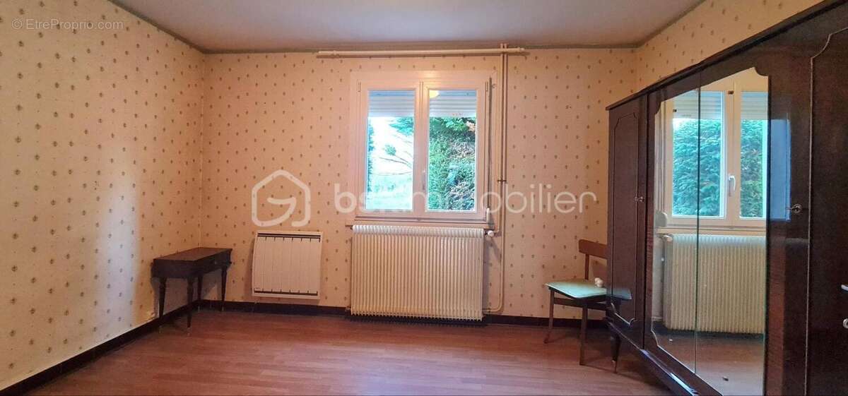 Maison à CHARNAY-LES-CHALON