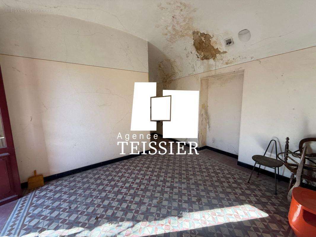 Maison à SAINT-PAUL-LE-JEUNE