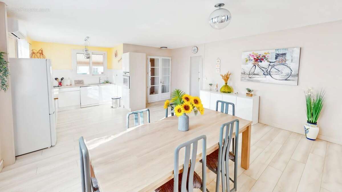 Maison à LONGEVILLE-SUR-MER