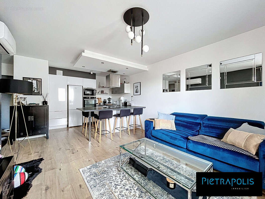 Appartement à TASSIN-LA-DEMI-LUNE