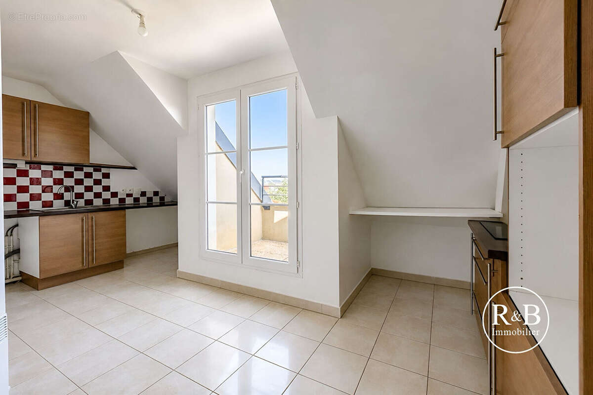 Appartement Les Clayes Sous Bois 3 pièce(s) 65 m2 - photo 9