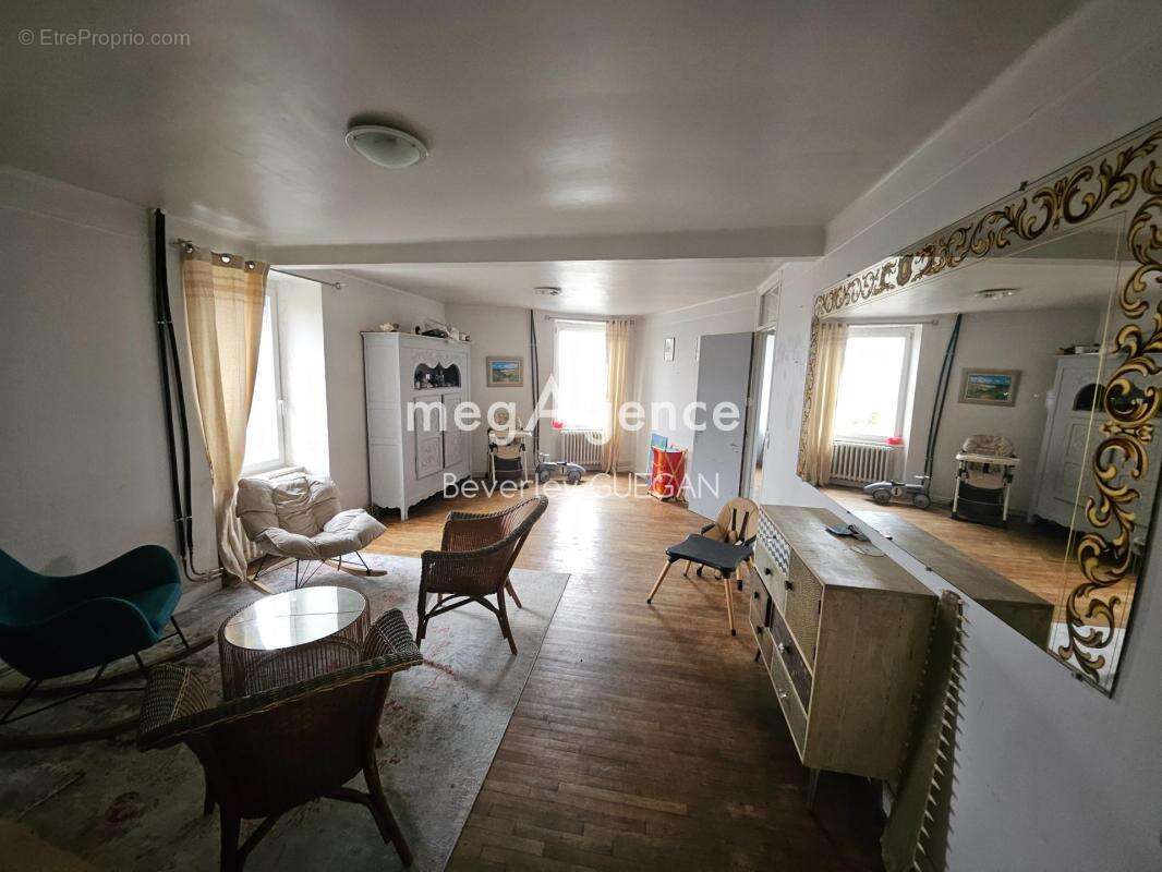 Appartement à PLOEZAL