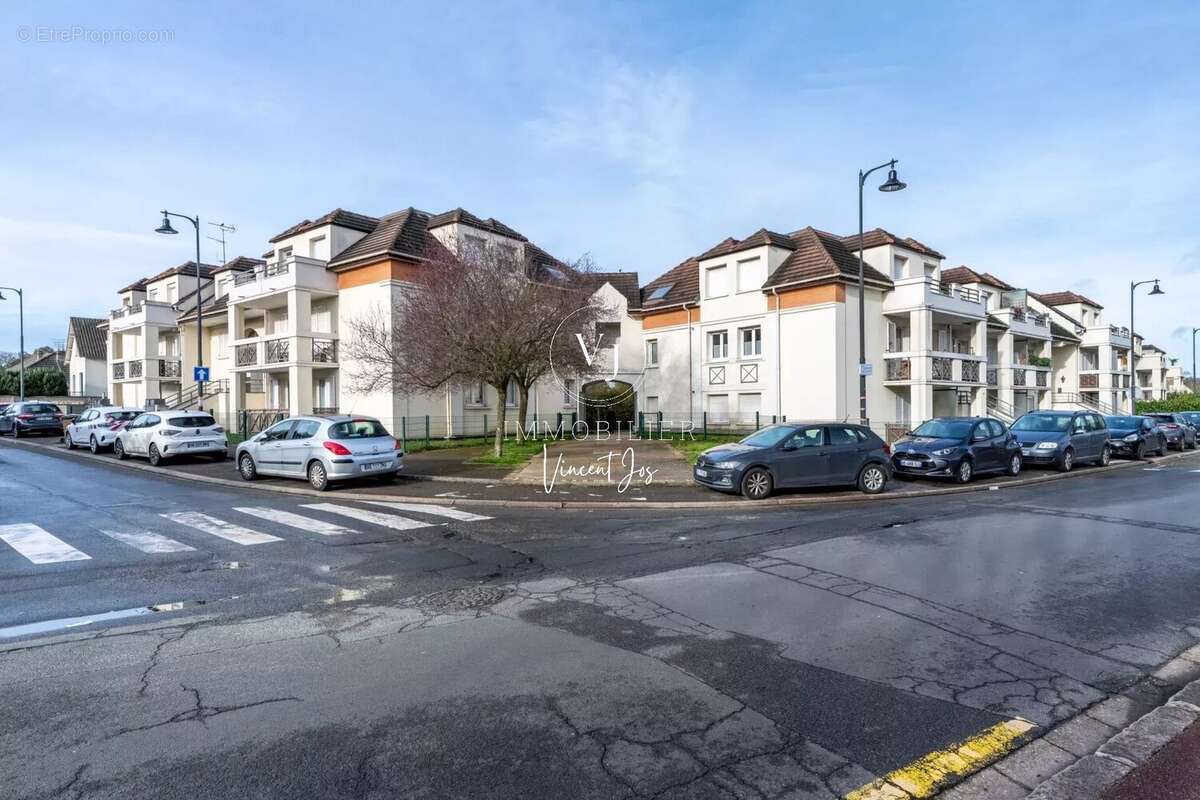 Appartement à VERNEUIL-SUR-SEINE