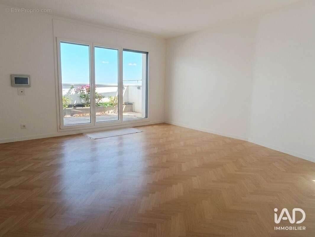 Appartement 81 m² à Issy-Les-Moulineaux  - photo 2