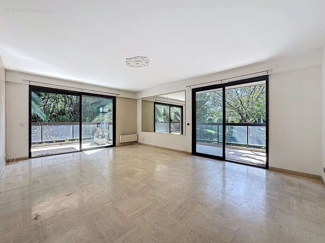 Appartement 59 m² à Cannes  - photo 9