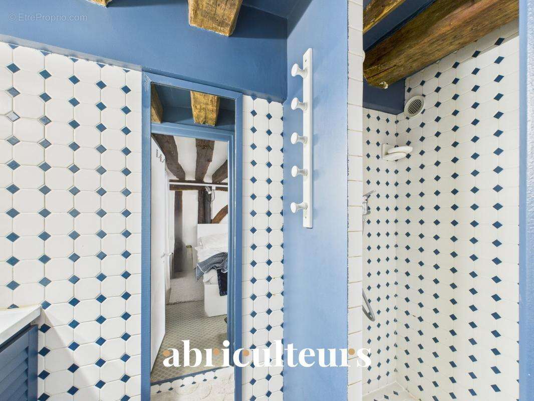 Appartement à PARIS-5E