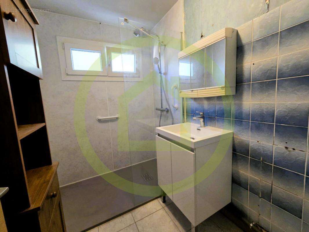 Maison à SAINT-GEORGES-DES-AGOUTS