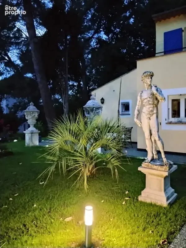 Maison rénovée avec jardin et piscine - photo 8