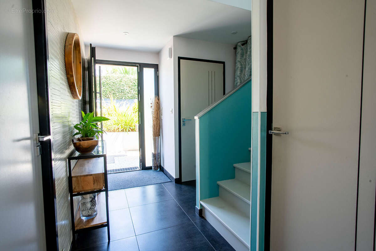 A vendre à Concarneau - Maison contemporaine avec vue mer dynamique - photo 11