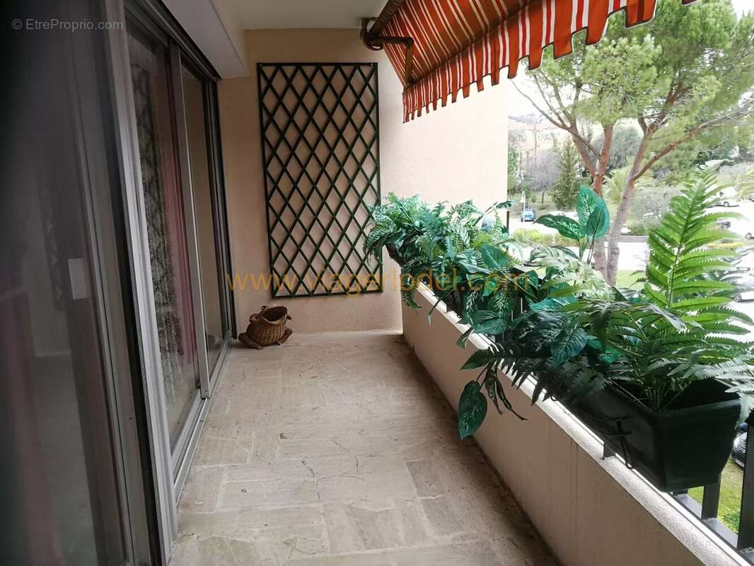 Appartement à VILLENEUVE-LOUBET