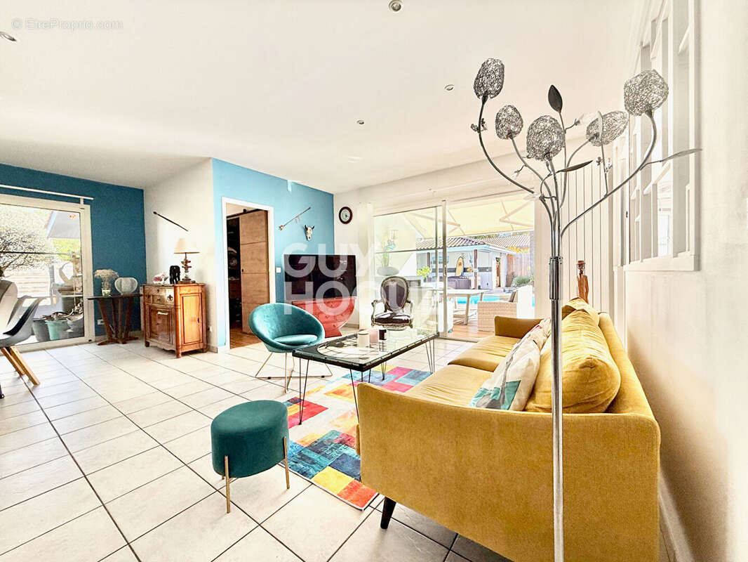 Maison à GUJAN-MESTRAS