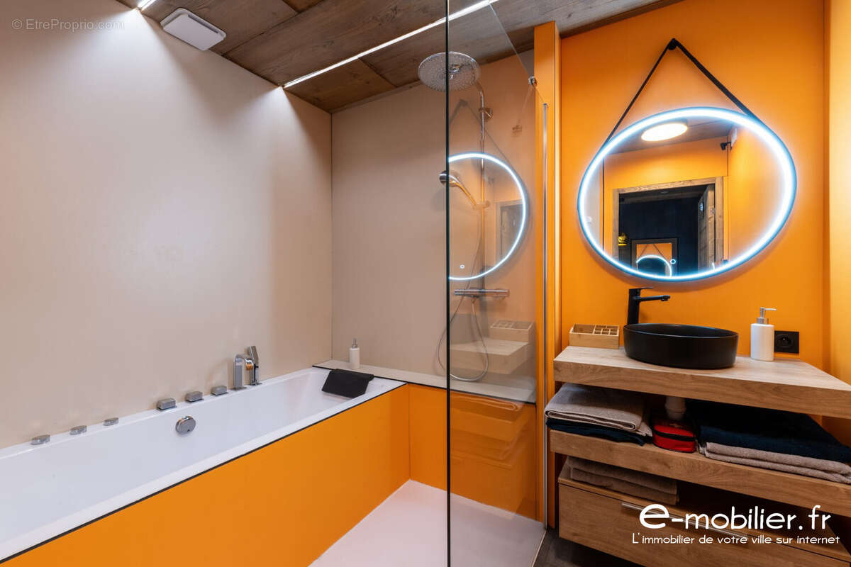 Appartement 68 m² à Quintal  - photo 6