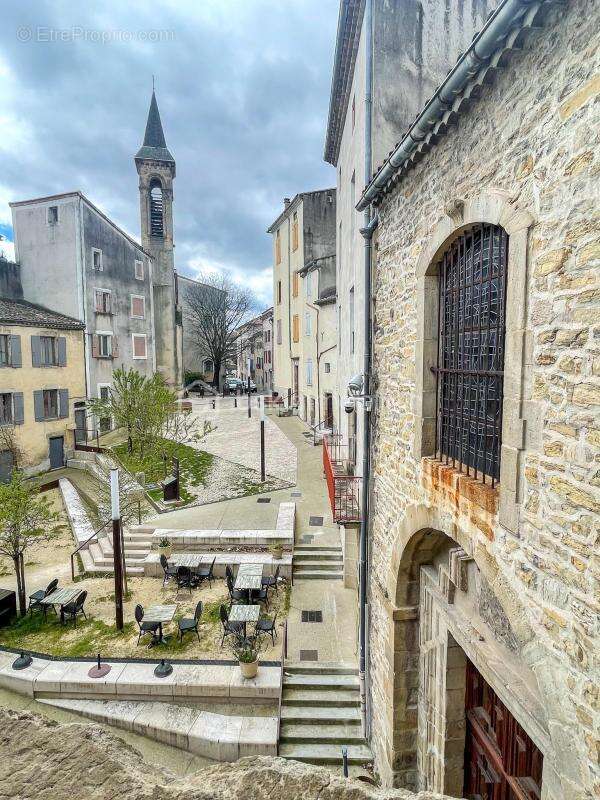 Appartement à AUBENAS