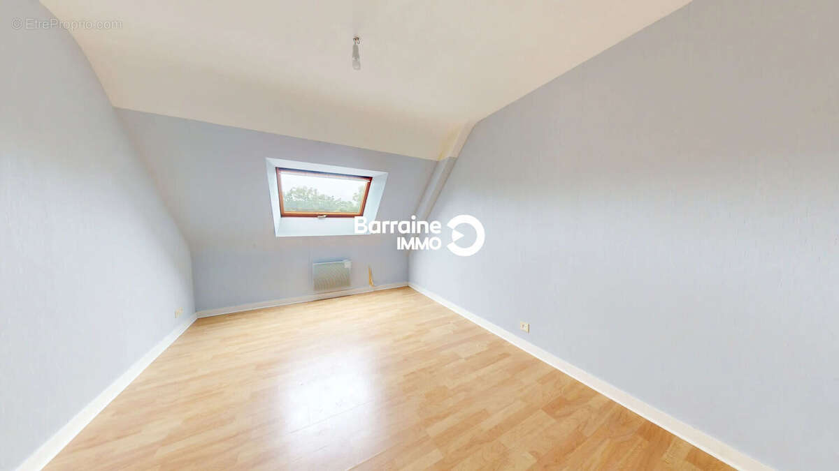 Entre terre et mer, votre futur havre de paix vous attend ! A VENDRE Maison 5 pièces à Moëlan-sur-Mer, à 500m de la mer - photo 12