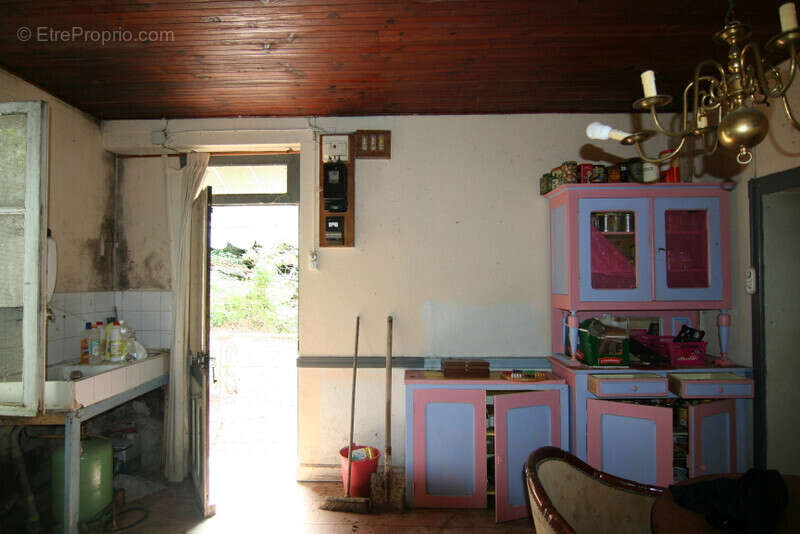 Maison à CHARBONNAT