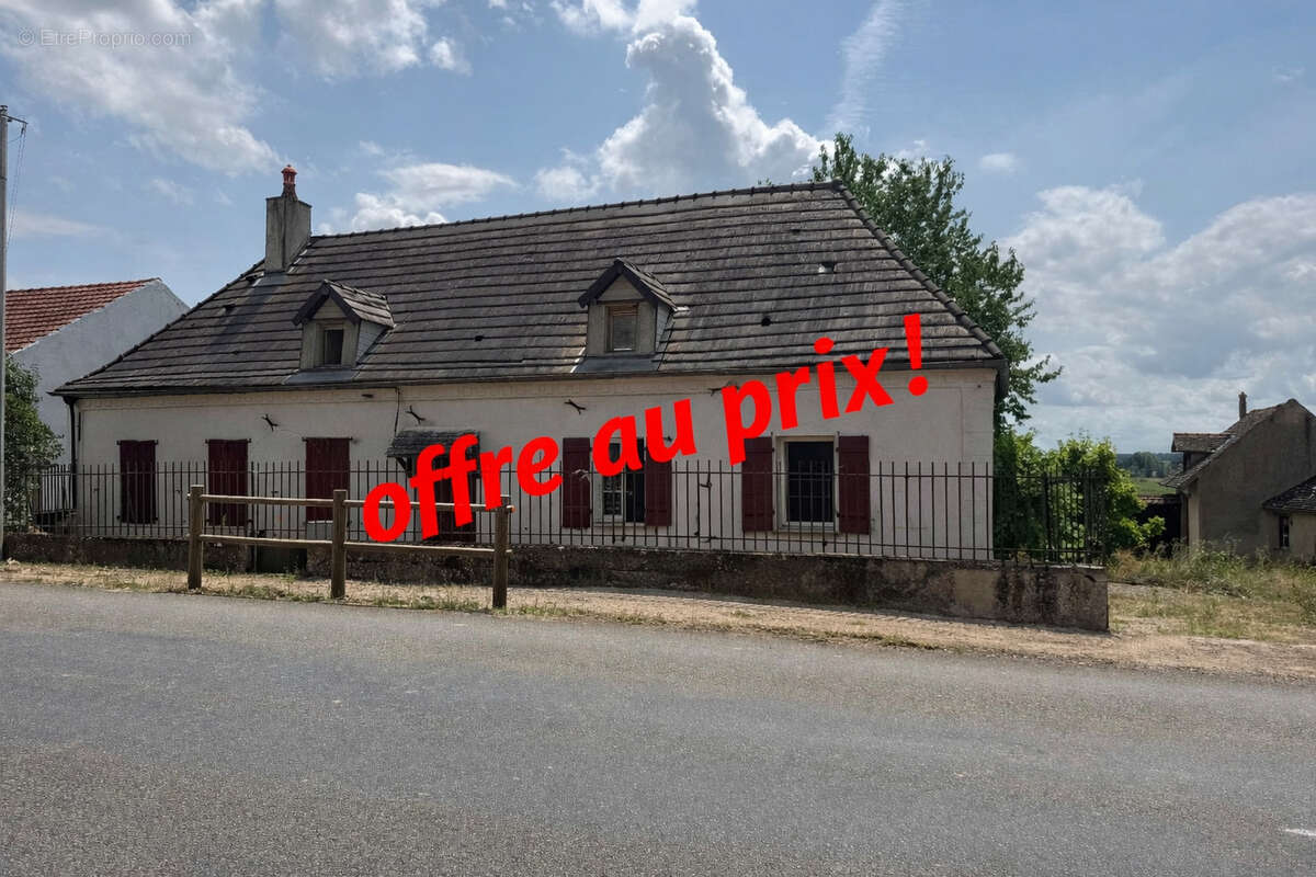 Maison à FRONTENARD