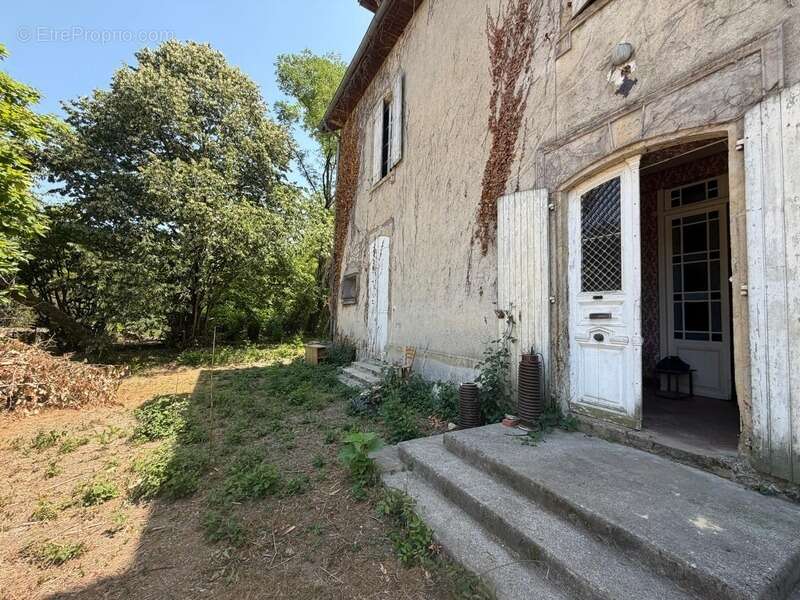PLAISANCE du GERS proche(32): ANCIENNE PROPRIETE BOURGEOISE avec dépendances, bois, petit etang, 2 hectares,CALME, sans vis à vi - photo 15